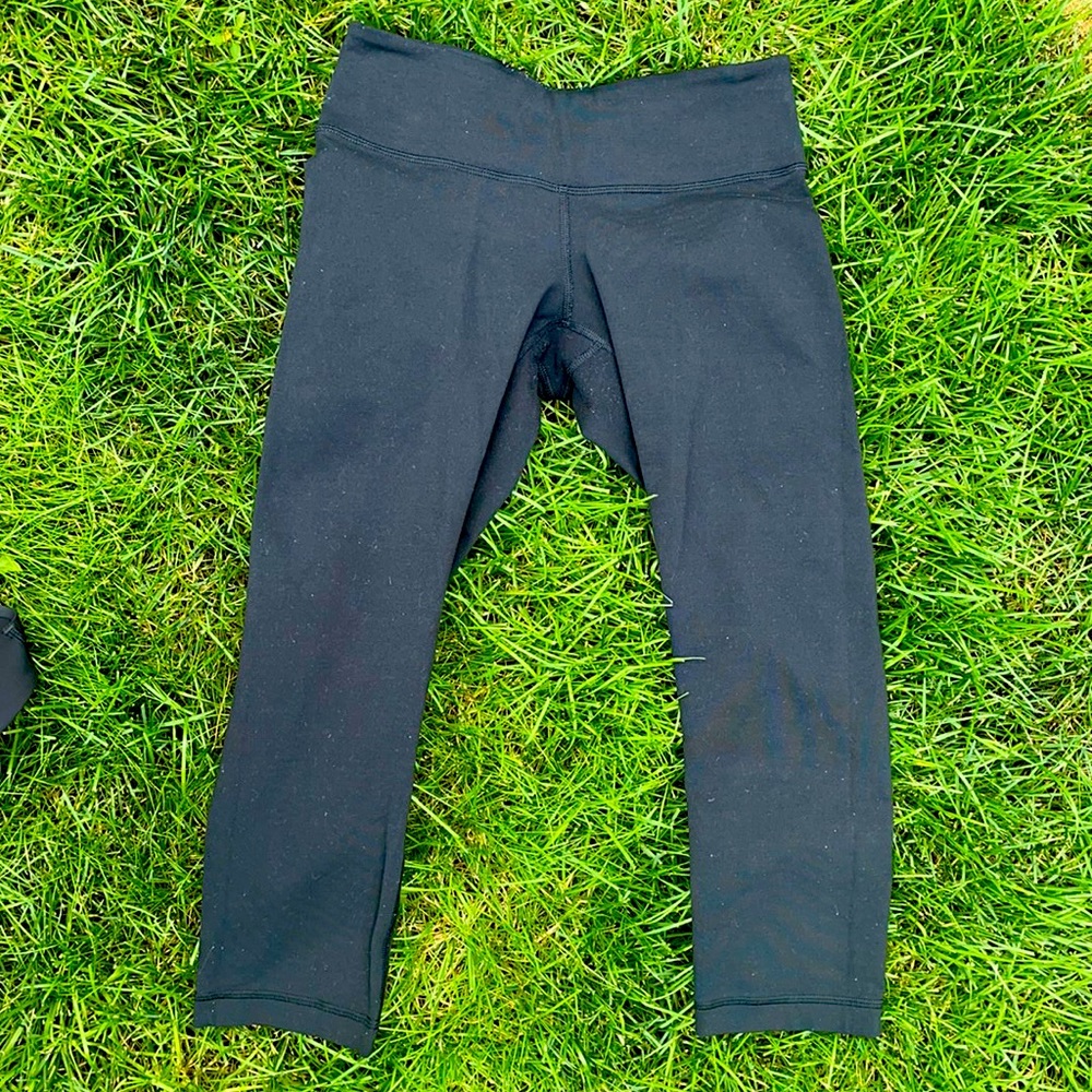 Lululemon cropped leggings, sz 4, black
